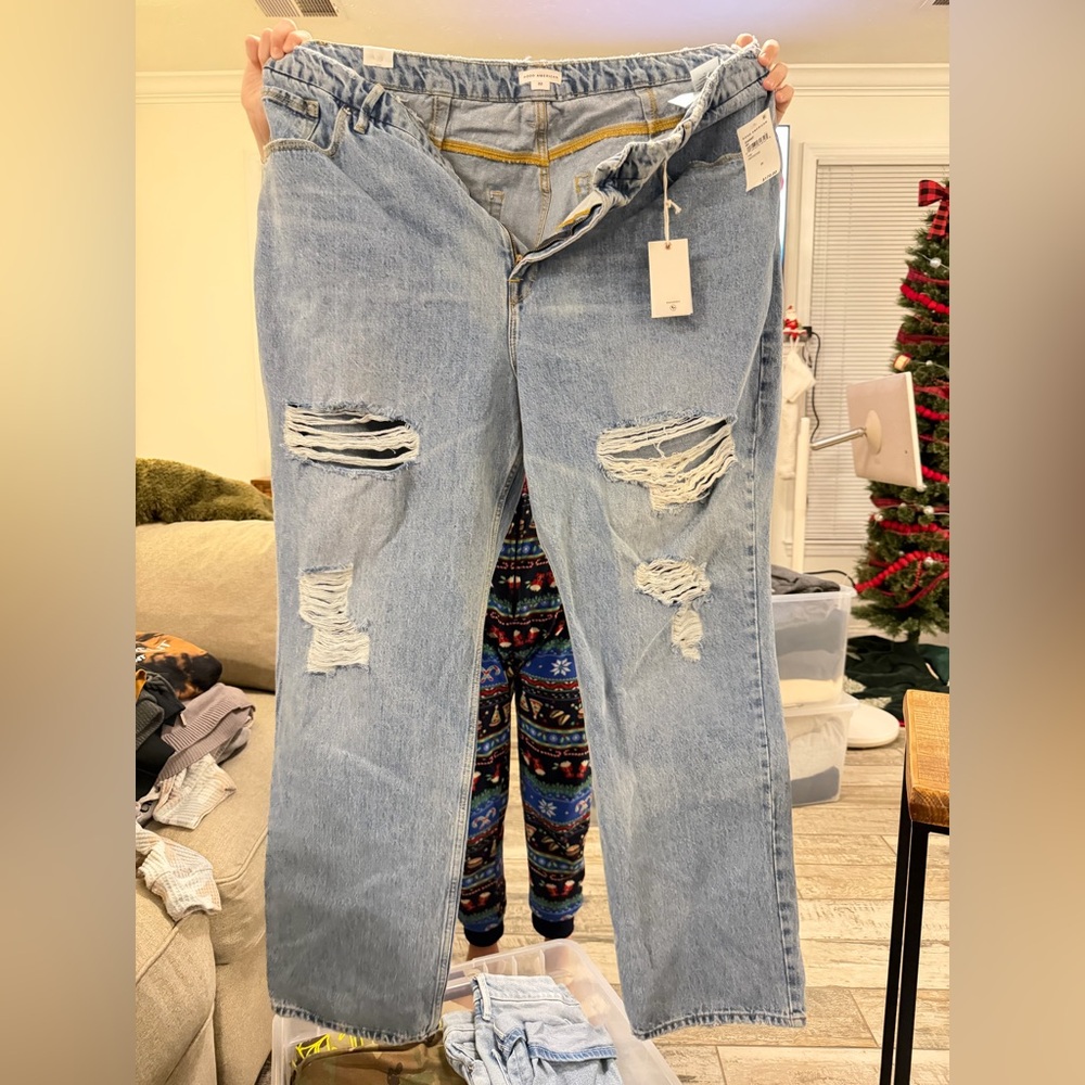 Good American Light Blue Distressed Straight Leg Jeans